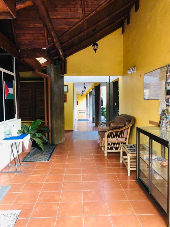 Hotel Isolina Beach Potrero  Exterior photo